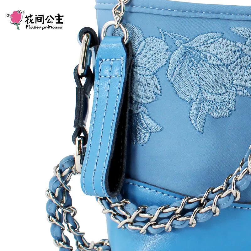 Flower Princess Original Embroidery Women Handbags Fashion Chain Hobo Bag Vintage Lady Shoulder Bags Girl Small Crossbody Bags
Flower Princess Original Embroidery Women Handbags Fashion Chain Hobo Bag Vintage Lady Shoulder Bags Girl Small Crossbody Bags