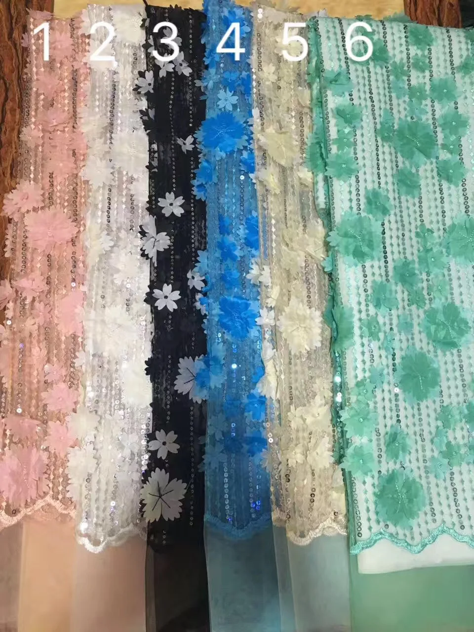 Best Selling Yellow African Lace Fabric Royal Blue Nigerian French Fabric 2018 High Quality African France Tulle Lace Fabric
Best Selling Yellow African Lace Fabric Royal Blue Nigerian French Fabric 2018 High Quality African France Tulle Lace Fabric