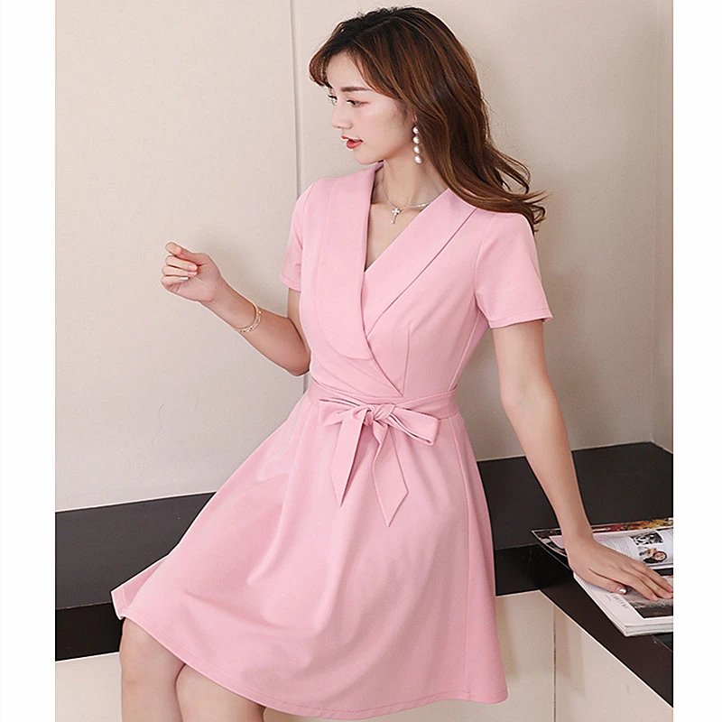 2019 Spring and Summer New Slim Slimming Wild Knit Women's Large Size Short-sleeved Fashion V-neck Dress Explosion
2019 Spring and Summer New Slim Slimming Wild Knit Women's Large Size Short-sleeved Fashion V-neck Dress Explosion
