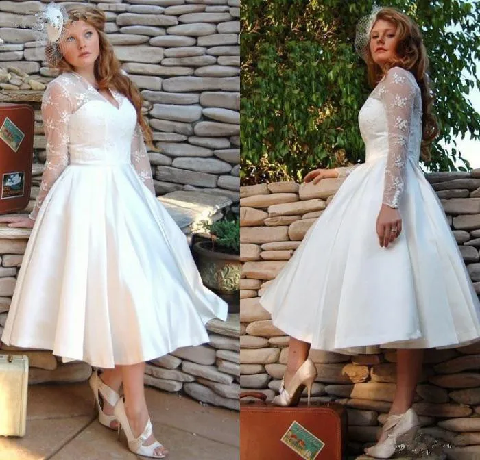 Plus Size Garden V Neck Wedding Dresses Long Sleeves Tulle Stain Ball Gowns Lace Appliques Short Tea Length Bridal gowns
Plus Size Garden V Neck Wedding Dresses Long Sleeves Tulle Stain Ball Gowns Lace Appliques Short Tea Length Bridal gowns