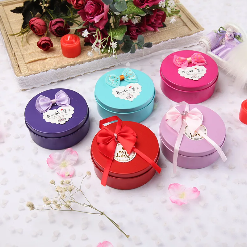 Wedding Candy Box Creative Round Tin Gift Box with Bowknot 5 Colors 9.5*3.5CM WB290
Wedding Candy Box Creative Round Tin Gift Box with Bowknot 5 Colors 9.5*3.5CM WB290