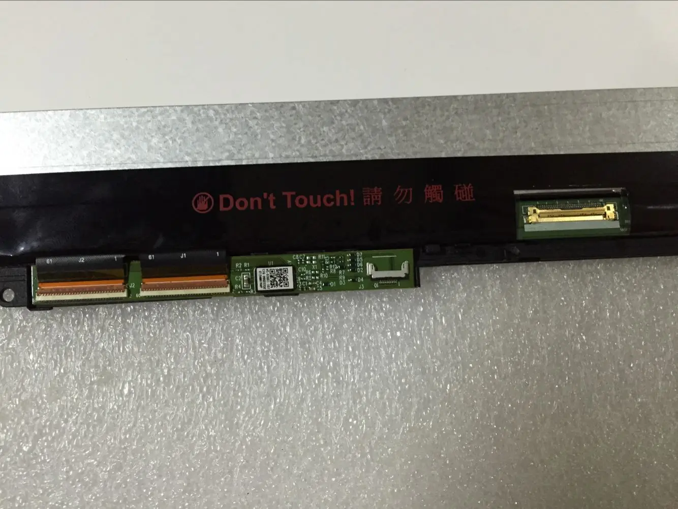 15.6"Touch LCD screen assembly for Lenovo Yoga710-15ISK 710-15 with frame 1920*1080
15.6"Touch LCD screen assembly for Lenovo Yoga710-15ISK 710-15 with frame 1920*1080