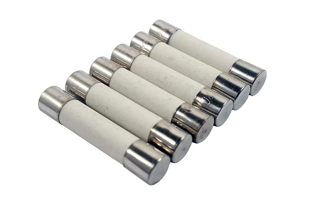 100PCS Ceramic fuse tube 0.5A/1A/30A/2A/3A/4A/5A/6A/8A/10A/12A 15A 20A 250V 5*20MM The fuse tube
100PCS Ceramic fuse tube 0.5A/1A/30A/2A/3A/4A/5A/6A/8A/10A/12A 15A 20A 250V 5*20MM The fuse tube