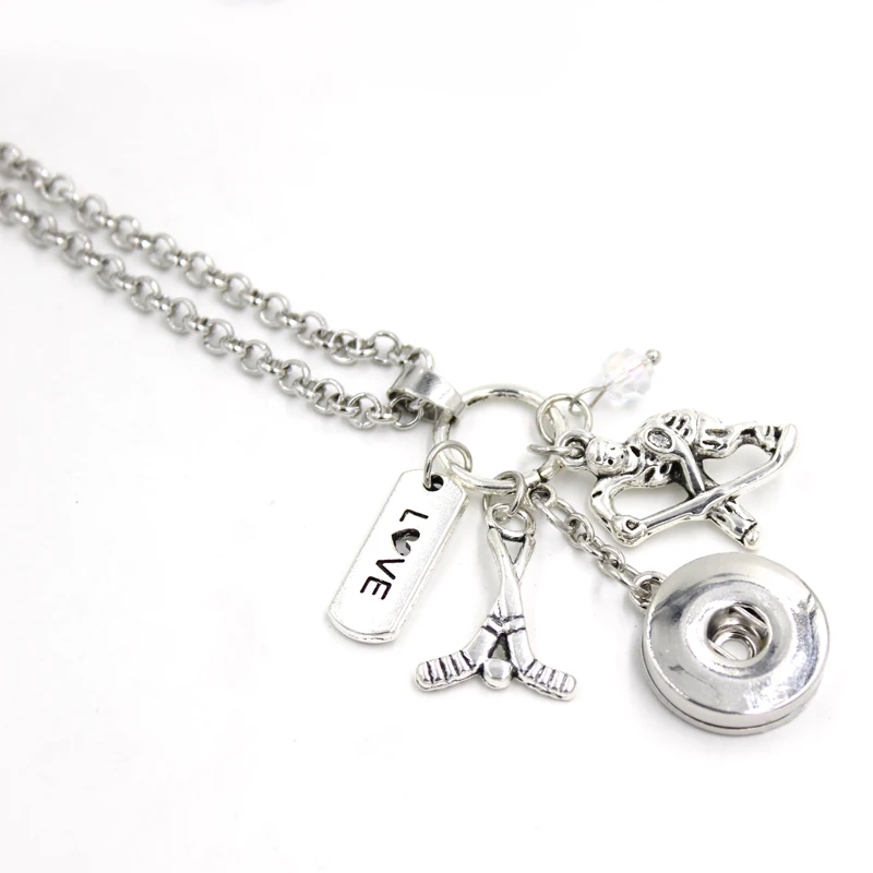 10pcs Wholesale Snap Necklace 18mm Snap Jewelry Hockey Stick Ice Hockey Pendant Necklace Hockey Lover Gifts Collar
10pcs Wholesale Snap Necklace 18mm Snap Jewelry Hockey Stick Ice Hockey Pendant Necklace Hockey Lover Gifts Collar