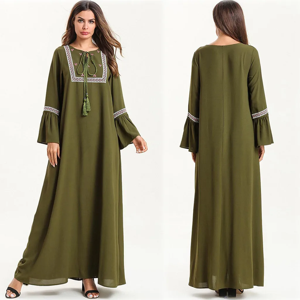 2019 New fashion muslim dress women Loose Design Maxi Dress muslim clothes Embroidery Abaya Jilbab Kaftan women dress plus size
2019 New fashion muslim dress women Loose Design Maxi Dress muslim clothes Embroidery Abaya Jilbab Kaftan women dress plus size