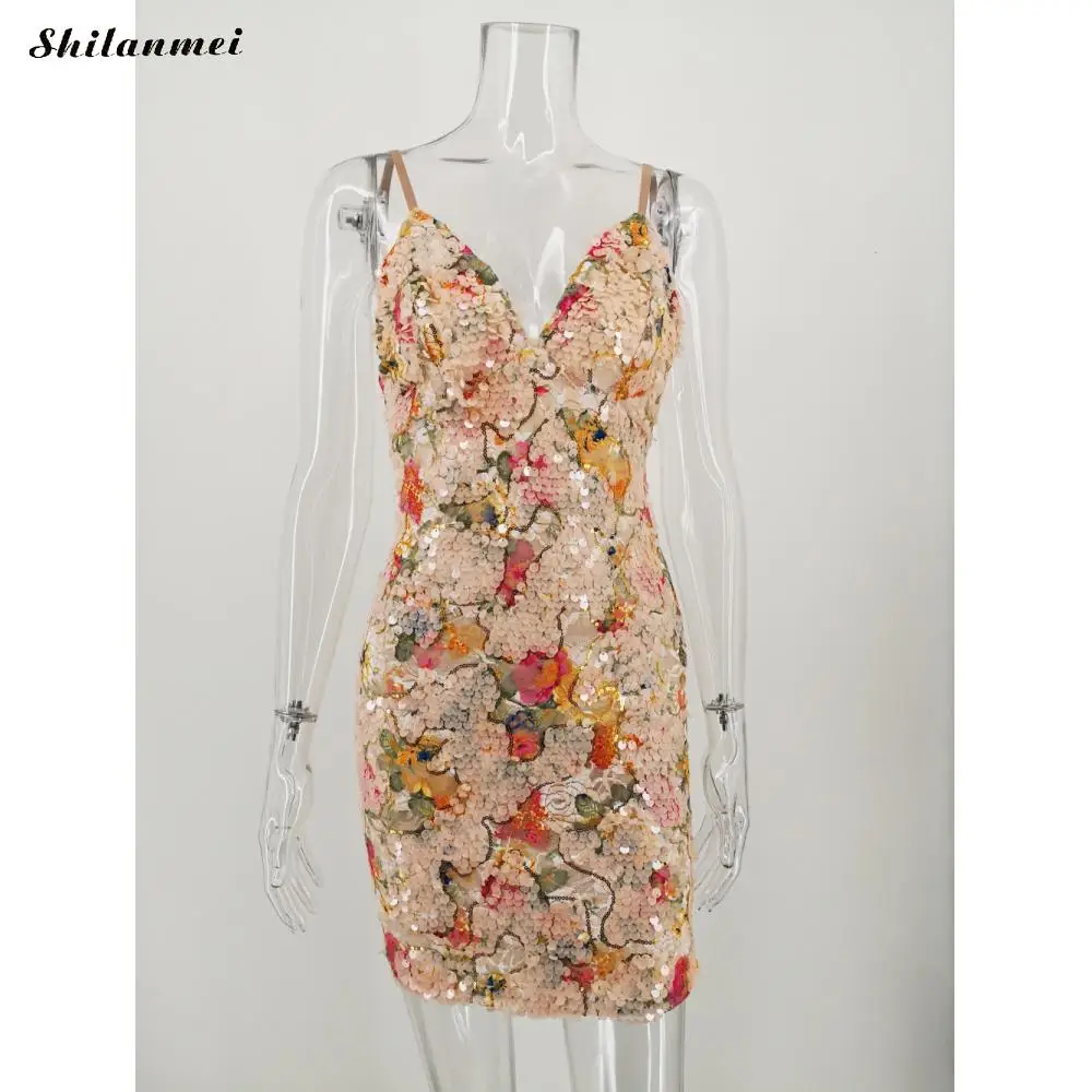 Womens Floral Sequins Spaghetti Strap Dress 2019 New Sexy V-neck Backless Women Dress Luxury Party Club Wear Mini Sequined Dress
Womens Floral Sequins Spaghetti Strap Dress 2019 New Sexy V-neck Backless Women Dress Luxury Party Club Wear Mini Sequined Dress