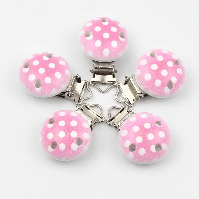 Safe Wooden Baby Pacifier Clips Fit Children Funny Clasps Metal Holders Pink Dot Pattern Baby Clips Product 5Pcs/Lot
Safe Wooden Baby Pacifier Clips Fit Children Funny Clasps Metal Holders Pink Dot Pattern Baby Clips Product 5Pcs/Lot