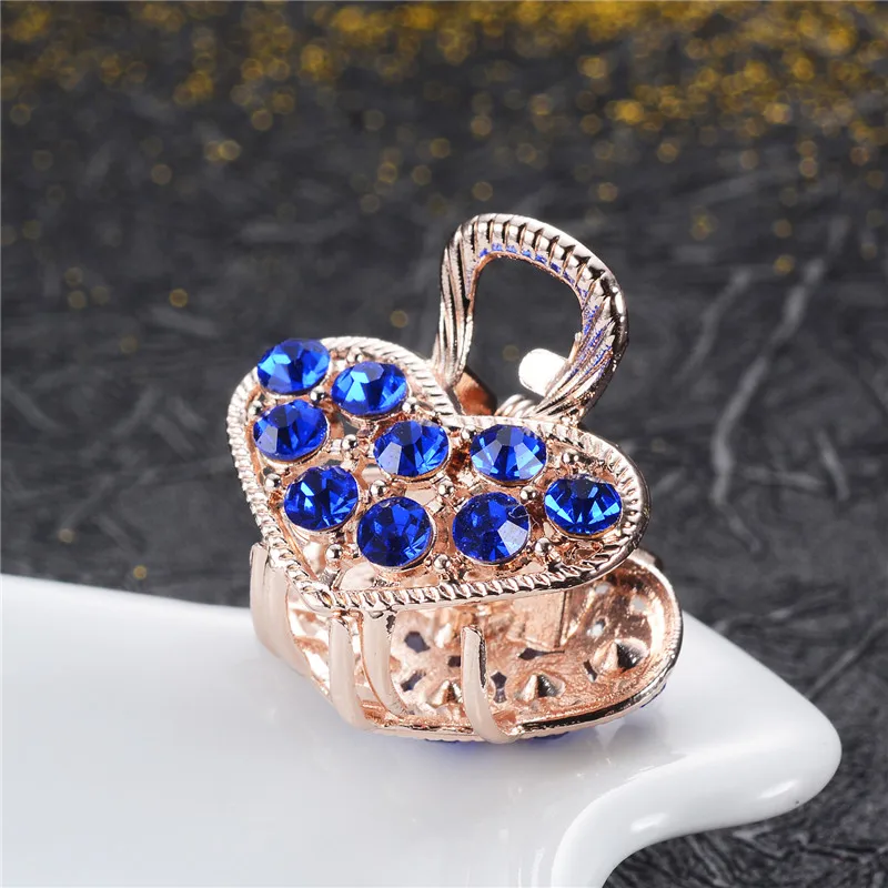 Charm Black Color Heart Hair Claws For Women Girls Charm Hair Jewelry Rhinestone Crab Clip Wedding Hair Accessories Wholesale
Charm Black Color Heart Hair Claws For Women Girls Charm Hair Jewelry Rhinestone Crab Clip Wedding Hair Accessories Wholesale