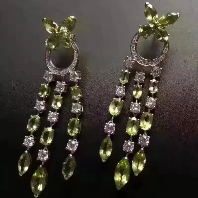 natural olivine drop earrings 925 silver Natural peridot gemstone earring women fashion luxurious tassel drop earrings for party
natural olivine drop earrings 925 silver Natural peridot gemstone earring women fashion luxurious tassel drop earrings for party