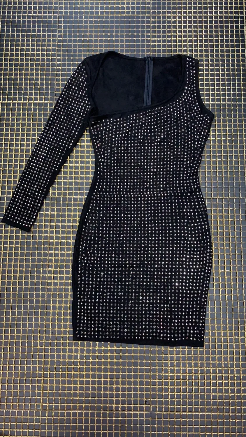 black elegance Beading dress 2019 New Women One-Shoulder long sleeve Vestidos Celebrity evening party bodycon bandage dresses
black elegance Beading dress 2019 New Women One-Shoulder long sleeve Vestidos Celebrity evening party bodycon bandage dresses