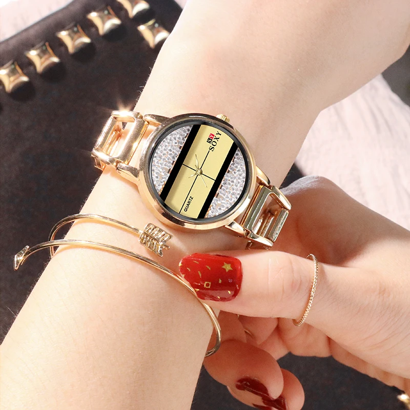 SOXY Women Watch TOP Brand Luxury Gold Rhinestone Women Watches Ladies Steel Wristwatch Relogio Feminino Clock 2019 reloj mujer
SOXY Women Watch TOP Brand Luxury Gold Rhinestone Women Watches Ladies Steel Wristwatch Relogio Feminino Clock 2019 reloj mujer