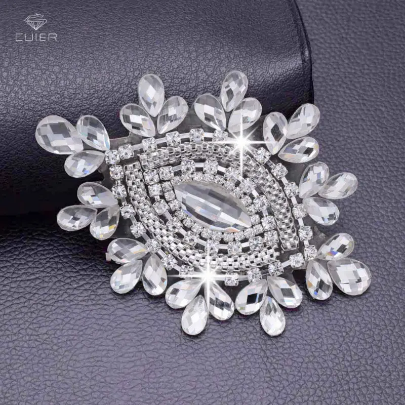 30pcs Shiny Strass Handmade Clothing Iron on Patches Oval shape Silver Rhinestone Appliques Hot fix Metal Decoration MY-015
30pcs Shiny Strass Handmade Clothing Iron on Patches Oval shape Silver Rhinestone Appliques Hot fix Metal Decoration MY-015