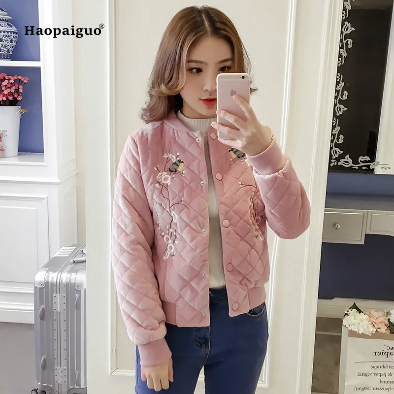 Autumn Winter Women Coats 2018 Fashion Pink Black Full Sleeve Casual Velvet Embroidery Baseball Coat Vintage Club Outwear Coats
Autumn Winter Women Coats 2018 Fashion Pink Black Full Sleeve Casual Velvet Embroidery Baseball Coat Vintage Club Outwear Coats