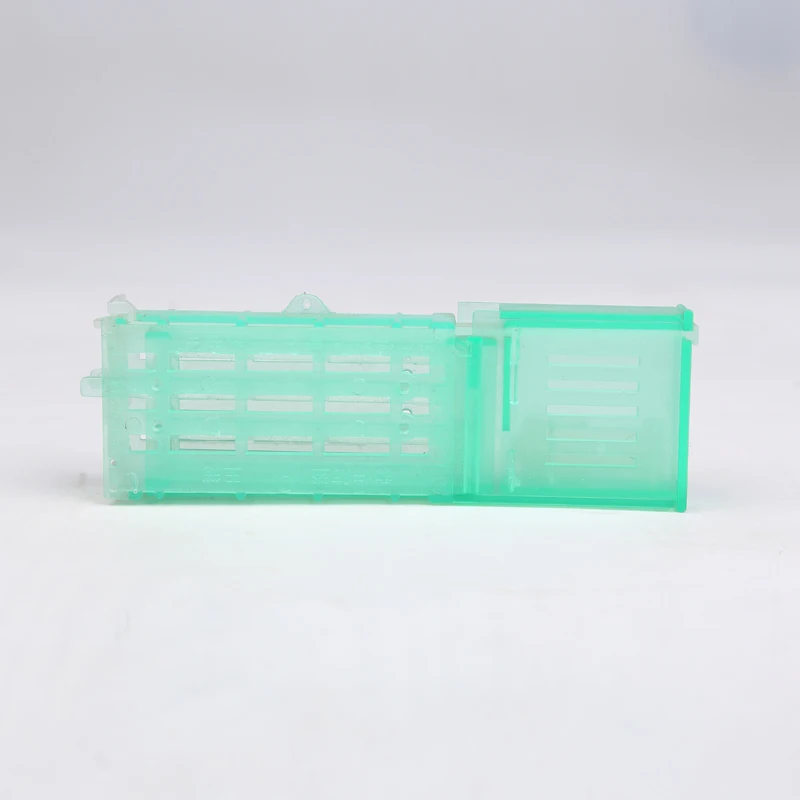 ZSTPETFARMHigh quality plastic super hard sense of the king of prisoners to escape to escape
ZSTPETFARMHigh quality plastic super hard sense of the king of prisoners to escape to escape