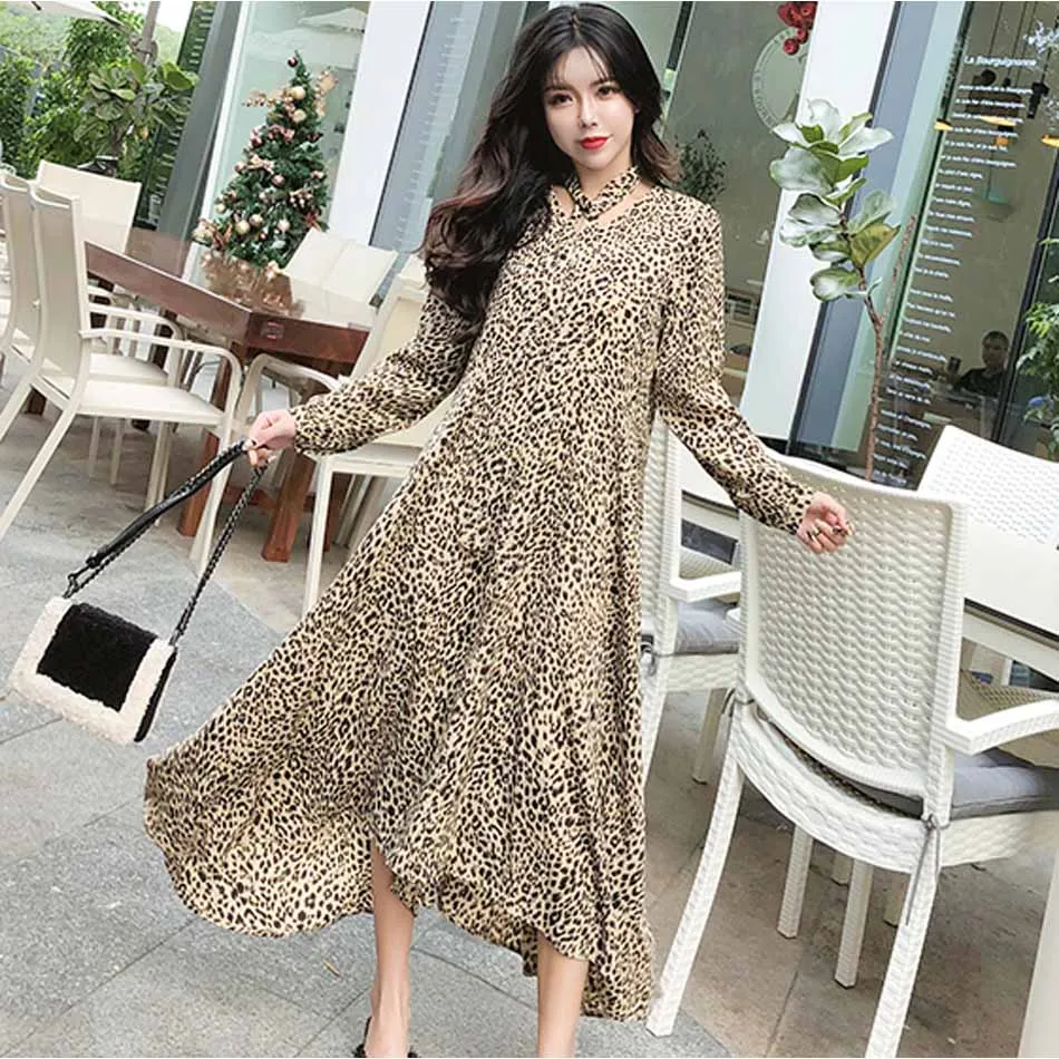 Guyunyi Two Colors Leopard long-sleeved Small V-neck Dress Spring Decorative Belt Large Loose Elegant Hem Casual Dress
Guyunyi Two Colors Leopard long-sleeved Small V-neck Dress Spring Decorative Belt Large Loose Elegant Hem Casual Dress