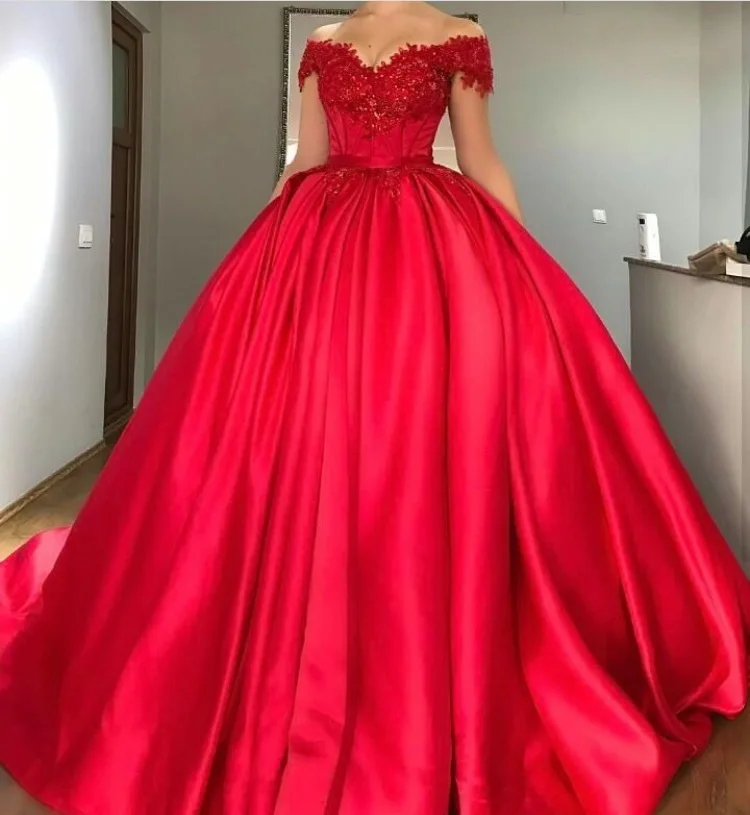 Red Off The Shoulder Quinceanera Dresses Ball Gown Satin Appliques Beaded Vestidos De 15 Anos Floor Length Elegant Prom Gown
Red Off The Shoulder Quinceanera Dresses Ball Gown Satin Appliques Beaded Vestidos De 15 Anos Floor Length Elegant Prom Gown