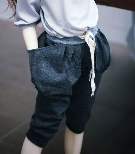 BJD doll pant dark gray Haroun pants With drawstring waist for 1/3 1/4 BJD DD SD MSD SD17 Uncle SSDF doll clothes
BJD doll pant dark gray Haroun pants With drawstring waist for 1/3 1/4 BJD DD SD MSD SD17 Uncle SSDF doll clothes