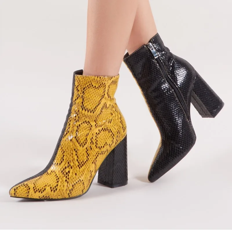 Новинка 2019 женские ботинки челси на молнии ботильоны со змеиным принтом модные