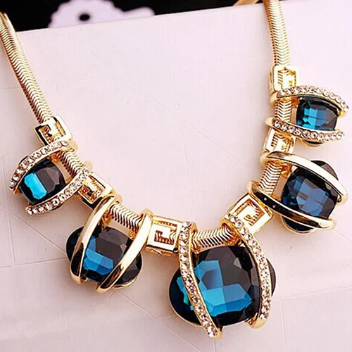 2018 Fashion Women Crystal Pendant Golden Chain Choker Beauty Statement Bib Necklace
2018 Fashion Women Crystal Pendant Golden Chain Choker Beauty Statement Bib Necklace