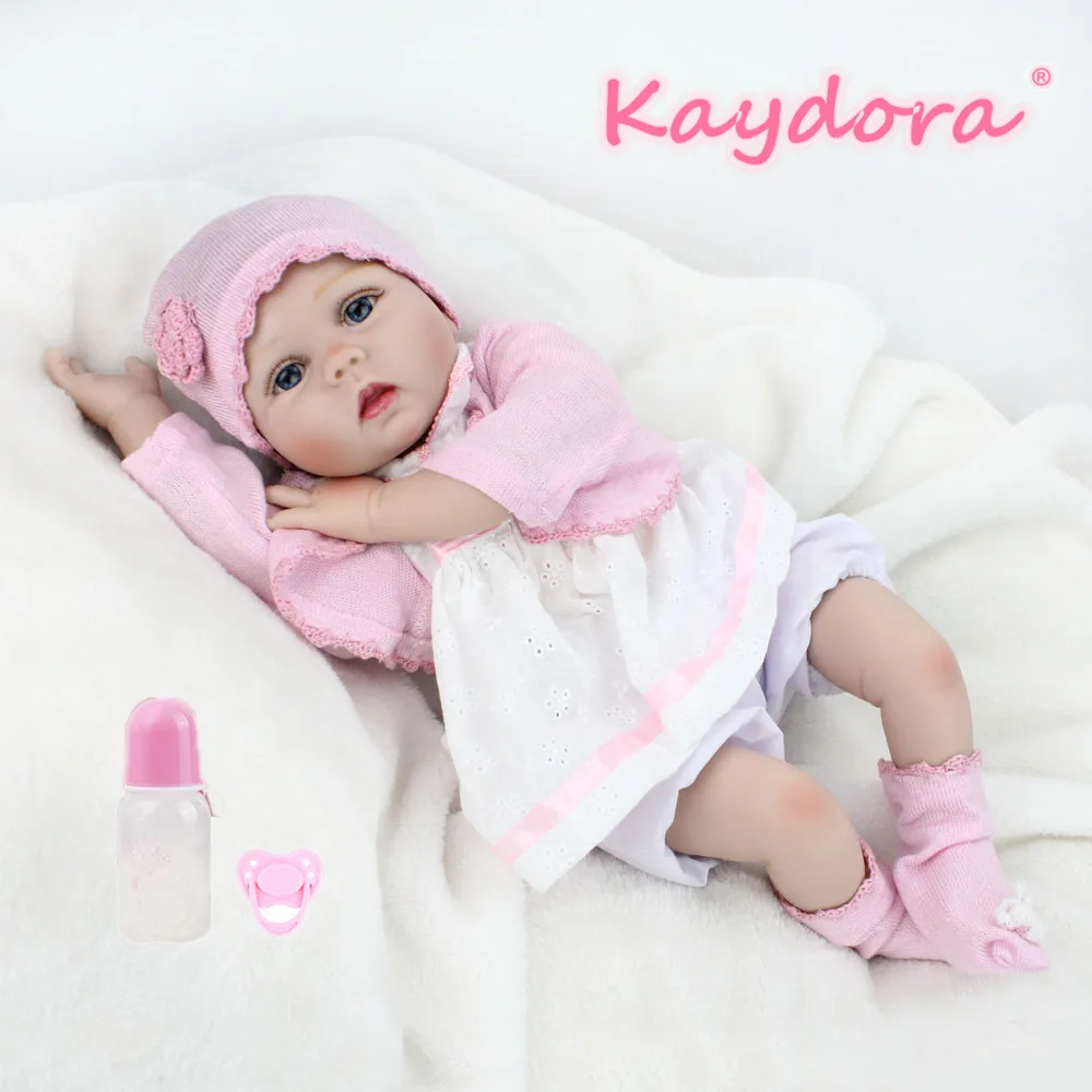 Kaydora 22 inch 55cm Adorable lol Reborn Bebe Dolls Baby Handmade reborn baby pink Style doll Hot sale Christmas gift
Kaydora 22 inch 55cm Adorable lol Reborn Bebe Dolls Baby Handmade reborn baby pink Style doll Hot sale Christmas gift