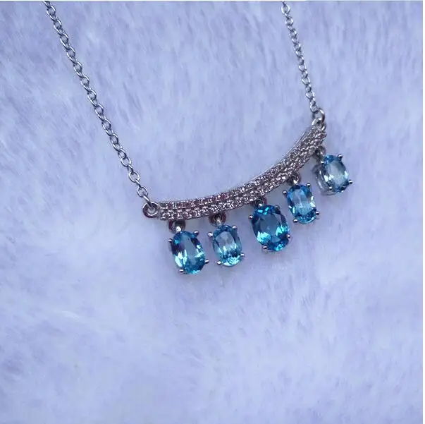 Real blue topaz necklace Free shipping Natural blue topaz 925 sterling silver 4*6mm 4pcs ,5*7mm 1pc
Real blue topaz necklace Free shipping Natural blue topaz 925 sterling silver 4*6mm 4pcs ,5*7mm 1pc