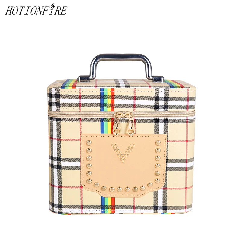 Women Cosmetic Case Square Flat Box Type Generous Portable Solid Clasp Fashion Large Capacity Portable MakeUp Bag Suitcase Hasp
Women Cosmetic Case Square Flat Box Type Generous Portable Solid Clasp Fashion Large Capacity Portable MakeUp Bag Suitcase Hasp