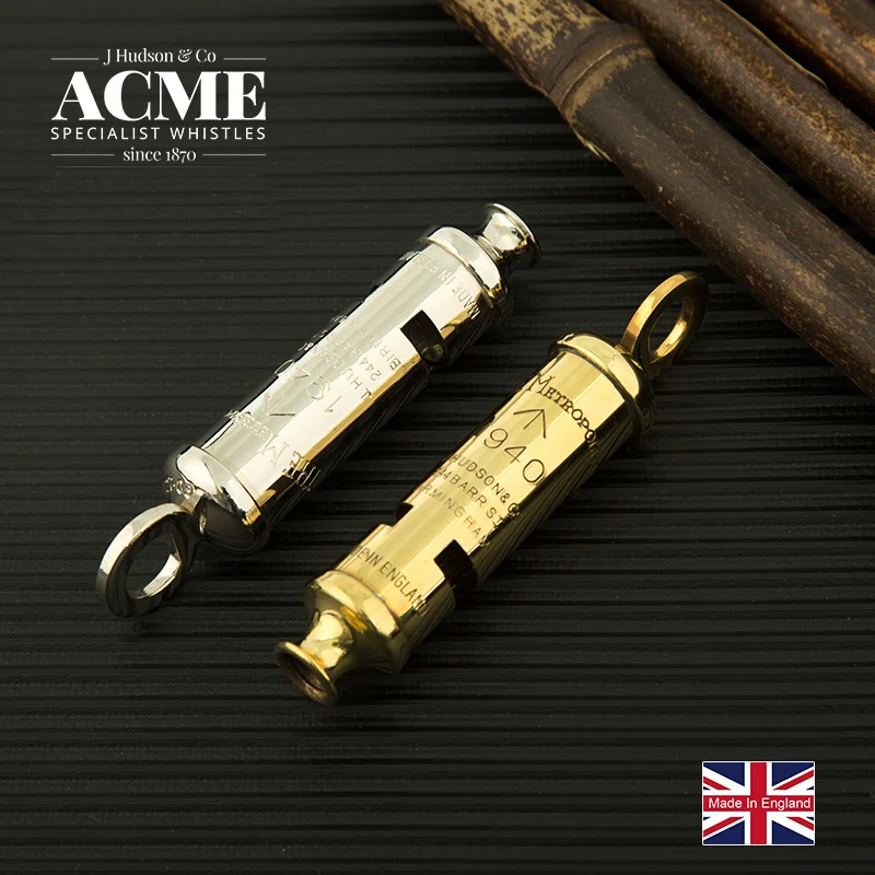 ACME 1940 Ограниченная серия звук Clearand громкий металлический свисток для выживания модные аксессуары Сувенир Кулон свисток
ACME 1940 Ограниченная серия звук Clearand громкий металлический свисток для выживания модные аксессуары Сувенир Кулон свисток