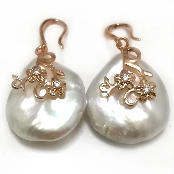20-25mm AAA Natural White High Luster Baroque Coin Pearl Yellow Gold Filled Hook Earring with Zirconia
20-25mm AAA Natural White High Luster Baroque Coin Pearl Yellow Gold Filled Hook Earring with Zirconia