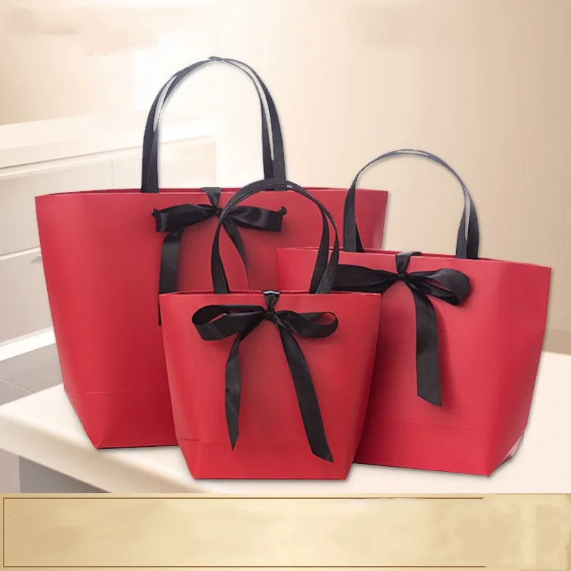 2018 new Wedding Birthday Decoration Event Party Supplies Paperboard Gift Bags Paper Wrapping Packaging Bag Paper Gift Handbags
2018 new Wedding Birthday Decoration Event Party Supplies Paperboard Gift Bags Paper Wrapping Packaging Bag Paper Gift Handbags