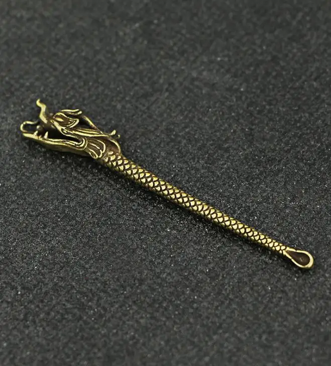 Collectable Chinese Pure Brass Carved Dragon Head Earpick Exquisite Small Pendant Statues
Collectable Chinese Pure Brass Carved Dragon Head Earpick Exquisite Small Pendant Statues