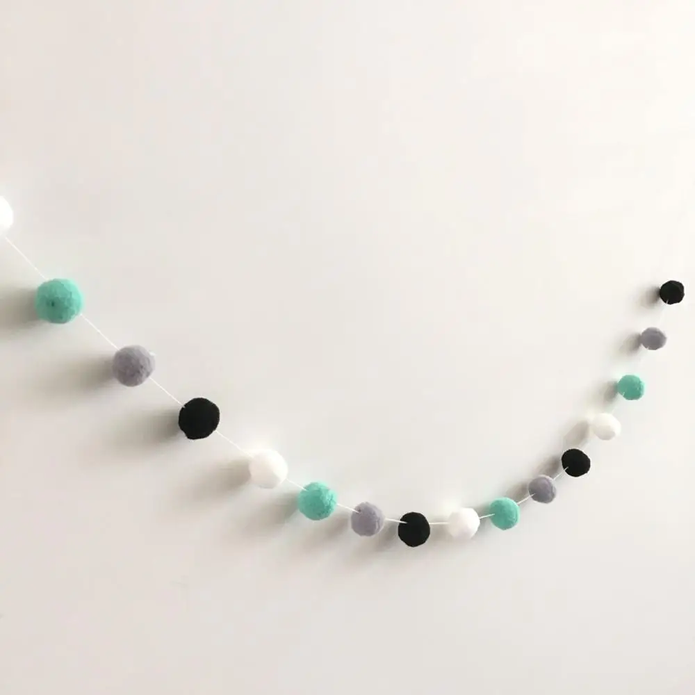 Войлочная гирлянда шариков 2 м 30 шт Nordic Series
Войлочная гирлянда шариков 2 м 30 шт Nordic Series