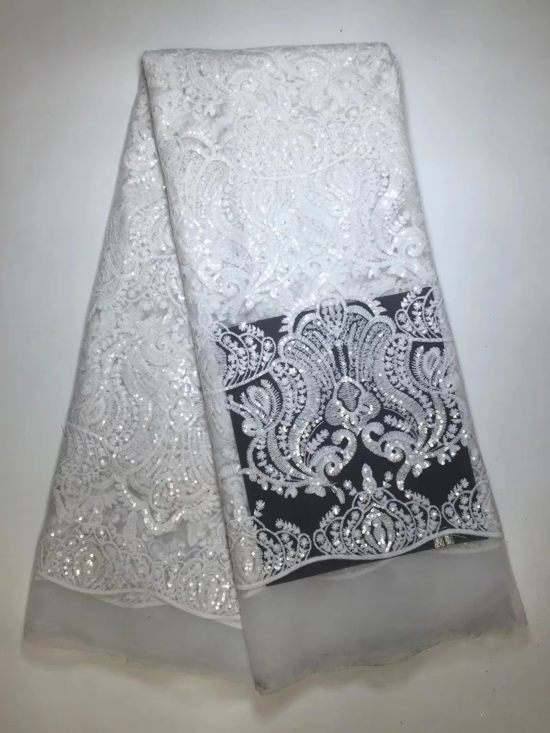 African French Lace Fabric With Sequins High Quality African Tulle Lace Fabric With Sequins 5yards Sequin Lace Fabric D1988
African French Lace Fabric With Sequins High Quality African Tulle Lace Fabric With Sequins 5yards Sequin Lace Fabric D1988