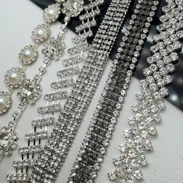 1piece DIY Handmade Rhinestone Chain Trimming Sewing Wedding Dress Applique Hair Accessories Decorative Materials Lace Ribbon
1piece DIY Handmade Rhinestone Chain Trimming Sewing Wedding Dress Applique Hair Accessories Decorative Materials Lace Ribbon