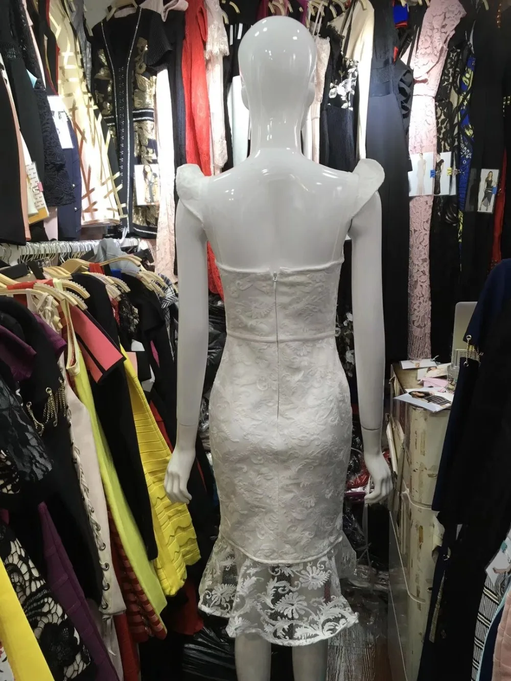 New Arrival white lace Knee-Length Sleeveless v neck Bandage Dress 2018 Sexy Celebrity Evening Party Women Club Dresses
New Arrival white lace Knee-Length Sleeveless v neck Bandage Dress 2018 Sexy Celebrity Evening Party Women Club Dresses