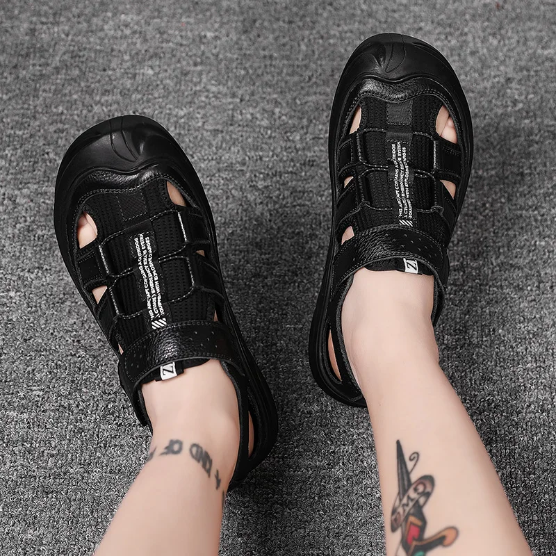 2020 new fashion men's sandals casual genuine leather summer shoes man breathable beach sandal male flat outddor sandals for men
2020 new fashion men's sandals casual genuine leather summer shoes man breathable beach sandal male flat outddor sandals for men