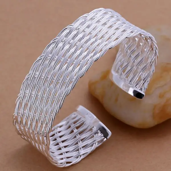 Elegant Gorgeous Design Trendy Wholesale Silver Color Bracelet For Male Female Fashion Jewelry Web Bangle KN-B035
Elegant Gorgeous Design Trendy Wholesale Silver Color Bracelet For Male Female Fashion Jewelry Web Bangle KN-B035