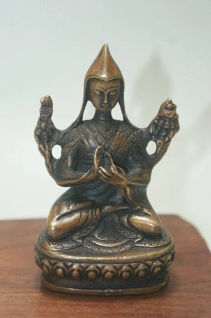 China Old Tibet Tibetan Buddhism tara buddha statue GuanYin old Copper statue decoration bronze factory outlets
China Old Tibet Tibetan Buddhism tara buddha statue GuanYin old Copper statue decoration bronze factory outlets