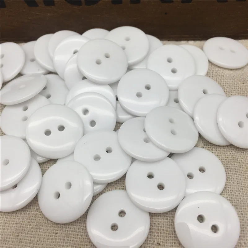 100pcs 23mm White Resin Round 2 Holes Sewing for Scrapbooking Baby Buttons Shirt Garment Clothes Buttons
100pcs 23mm White Resin Round 2 Holes Sewing for Scrapbooking Baby Buttons Shirt Garment Clothes Buttons
