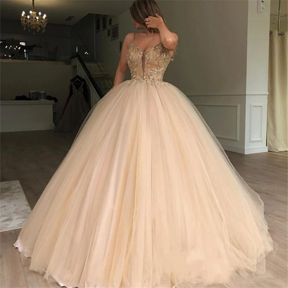 Gold Sequined Prom Dresses 2021 Spaghetti Straps Ball Gown Beaded Debutante Masquerade Vestidos De Birthday Sweet Evening Gowns
Gold Sequined Prom Dresses 2021 Spaghetti Straps Ball Gown Beaded Debutante Masquerade Vestidos De Birthday Sweet Evening Gowns