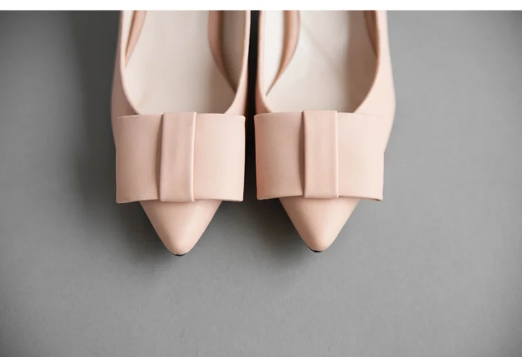 Rough single shoes female summer new square head with women's shoes fashion leather
Rough single shoes female summer new square head with women's shoes fashion leather