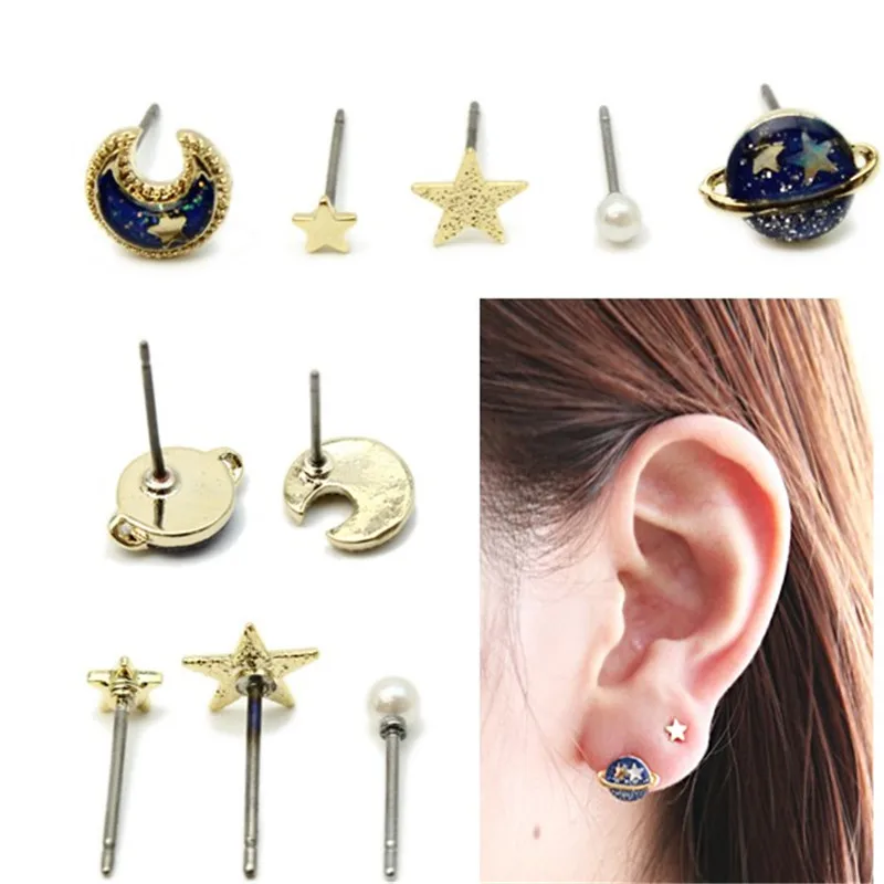 Star Moon Cartoon Universe Stud Earrings Female Fashion Temperament Contracted Color and Heartly Earrings Accessories Women 888
Star Moon Cartoon Universe Stud Earrings Female Fashion Temperament Contracted Color and Heartly Earrings Accessories Women 888