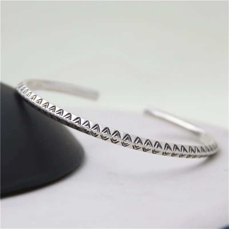 JINSE Women Antique 999 Silver Open Cuff Bangle Carving Simple Creative Pulseras Open Bracelet Jewelry 4.10mm 13.50G WTB062
JINSE Women Antique 999 Silver Open Cuff Bangle Carving Simple Creative Pulseras Open Bracelet Jewelry 4.10mm 13.50G WTB062