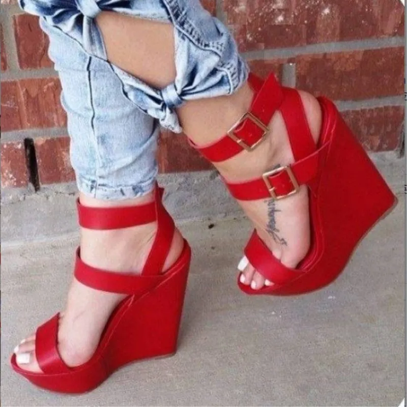 SHOFOO shoes,Beautiful fashion women's shoes, PU fabric, about 14.5 cm wedges heel sandals, women's sandals. SIZE:34-45
SHOFOO shoes,Beautiful fashion women's shoes, PU fabric, about 14.5 cm wedges heel sandals, women's sandals. SIZE:34-45