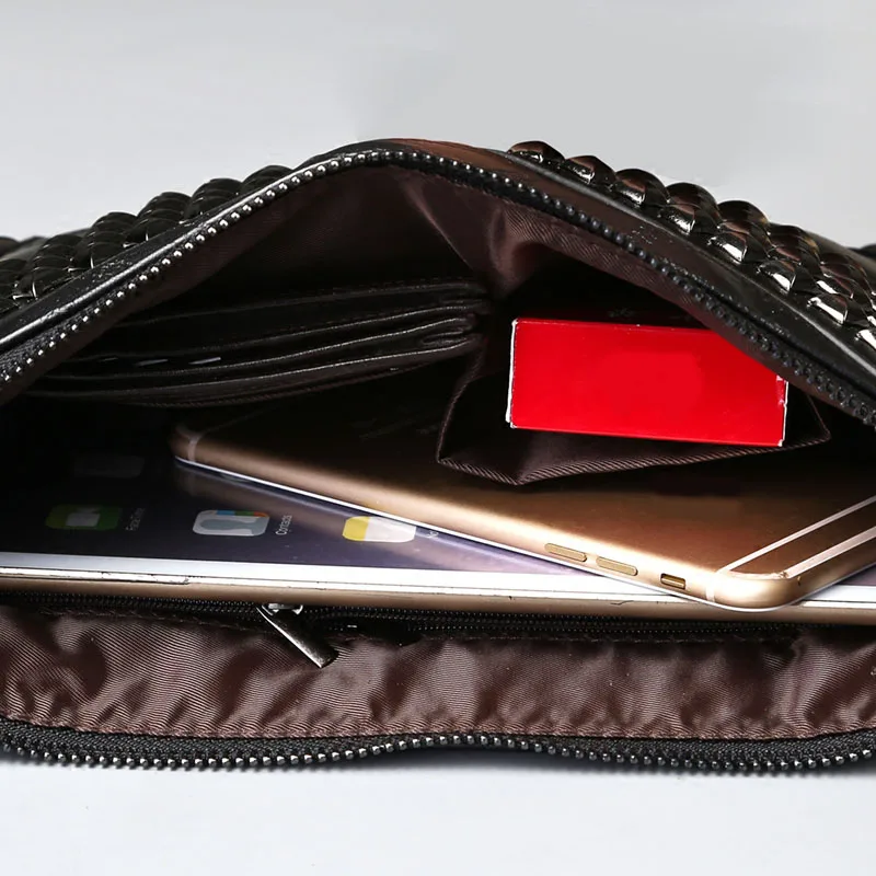 2021 Men's Clutch Handbag Rivets & Skull Decoration Envelope Bag Male Shoulder Messenger Bag Free shipping
2021 Men's Clutch Handbag Rivets & Skull Decoration Envelope Bag Male Shoulder Messenger Bag Free shipping