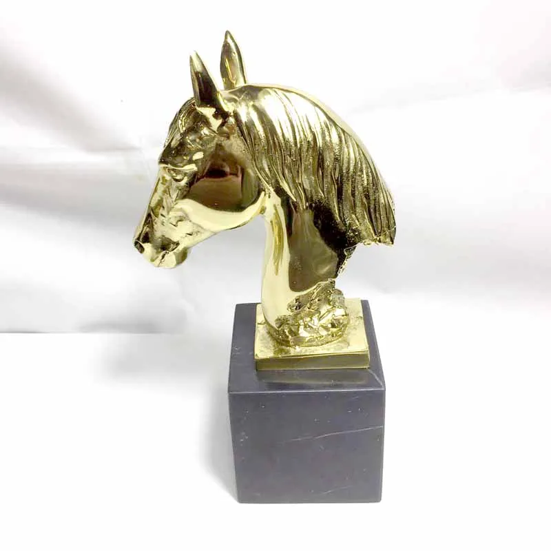 Cast copper handicraft war horse head hotel furniture decoration home living room decor statue+Black marble base
Cast copper handicraft war horse head hotel furniture decoration home living room decor statue+Black marble base
