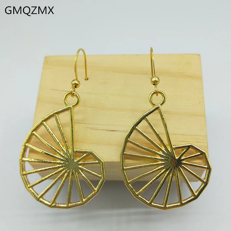 Hot 3-color Theodorus Spiral Earrings - Mathematical Geometry Earring Holiday Gifts Female Jewelry
Hot 3-color Theodorus Spiral Earrings - Mathematical Geometry Earring Holiday Gifts Female Jewelry