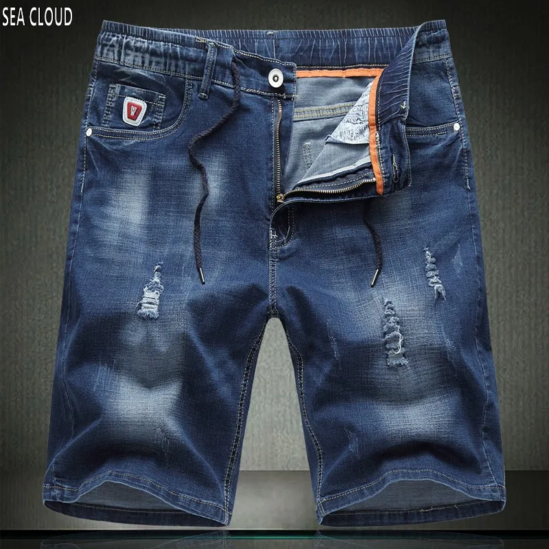 82 Free shipping Plus size summer high quality elastic straight jeans shorts knee-length elastic waist short trousers 
82 Free shipping Plus size summer high quality elastic straight jeans shorts knee-length elastic waist short trousers