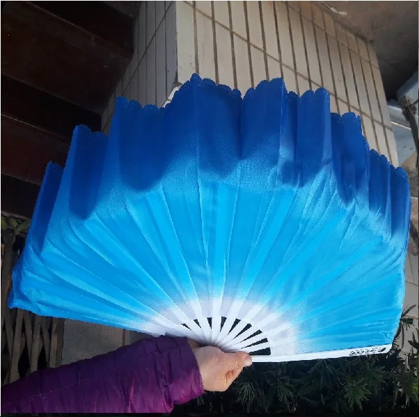 10pcs/lot Free shipping Fashion Gradient color Chinese silk dance fan KungFu FAN Belly Dancing Fans For Wedding Party Gift Favor
10pcs/lot Free shipping Fashion Gradient color Chinese silk dance fan KungFu FAN Belly Dancing Fans For Wedding Party Gift Favor