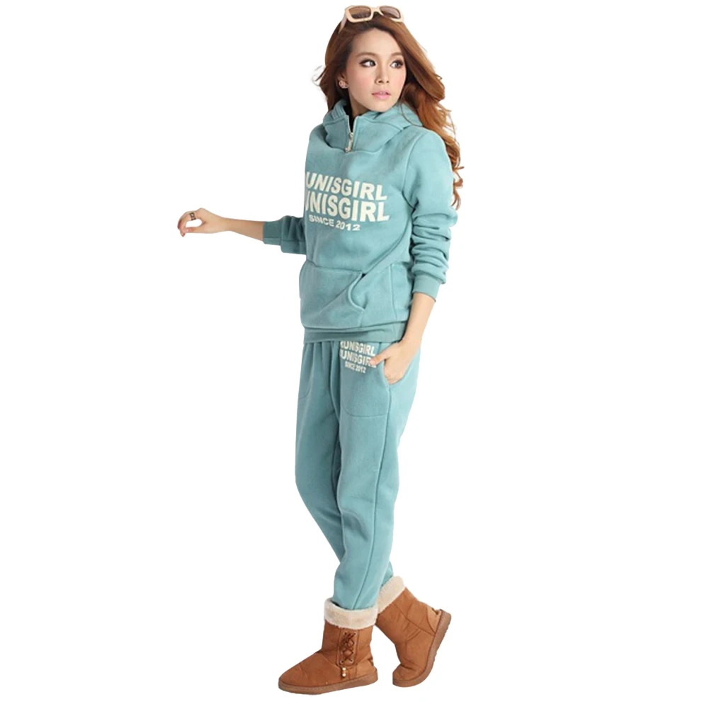 New Sale 3-Piece Set Women Sportswear Hooded Fleece Thickened Sweatshirt Winter Autumn Thick Sports Suits 3 Colors
New Sale 3-Piece Set Women Sportswear Hooded Fleece Thickened Sweatshirt Winter Autumn Thick Sports Suits 3 Colors