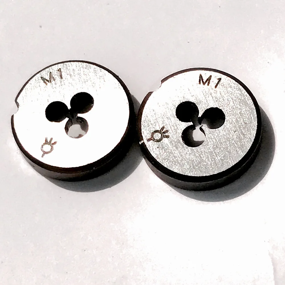 2PCS 9SiCr steel made manual mini dies M1-M3 DIY threading tools for DIYER metal workpiece outer hand thread making
2PCS 9SiCr steel made manual mini dies M1-M3 DIY threading tools for DIYER metal workpiece outer hand thread making
